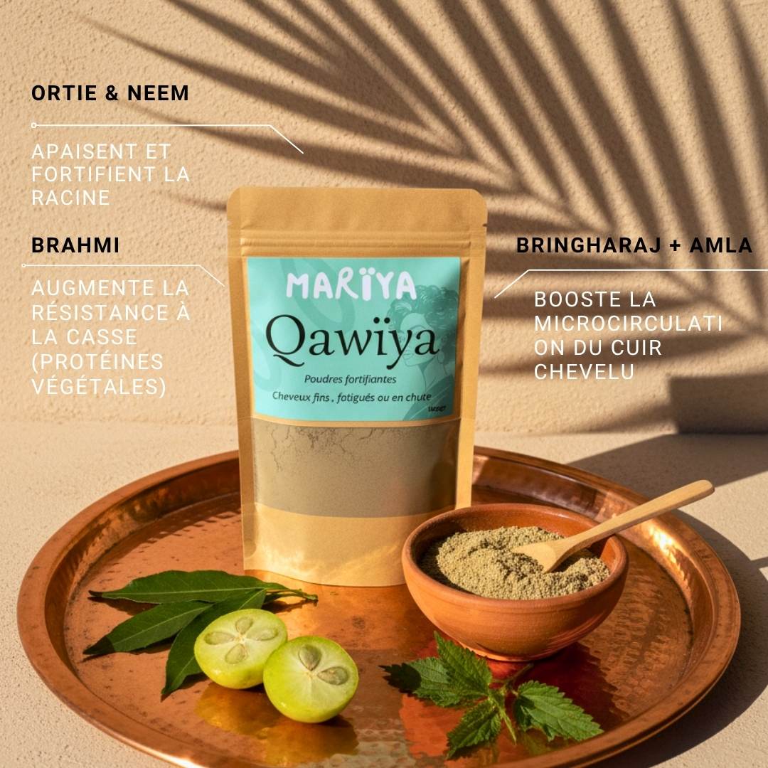 Poudre ayurvédique fortifiante MARÏYA à base de bringharaj, amla, brahmi et ortie.
Renforce la racine, stimule la pousse et limite la chute des cheveux grâce à une synergie végétale riche en actifs naturels.
Résultat : des cheveux plus forts, denses et résistants, inspirés des soins traditionnels marocains