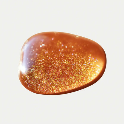 Texture nacrée et lumineuse de Shamsi – huile solaire du Maroc